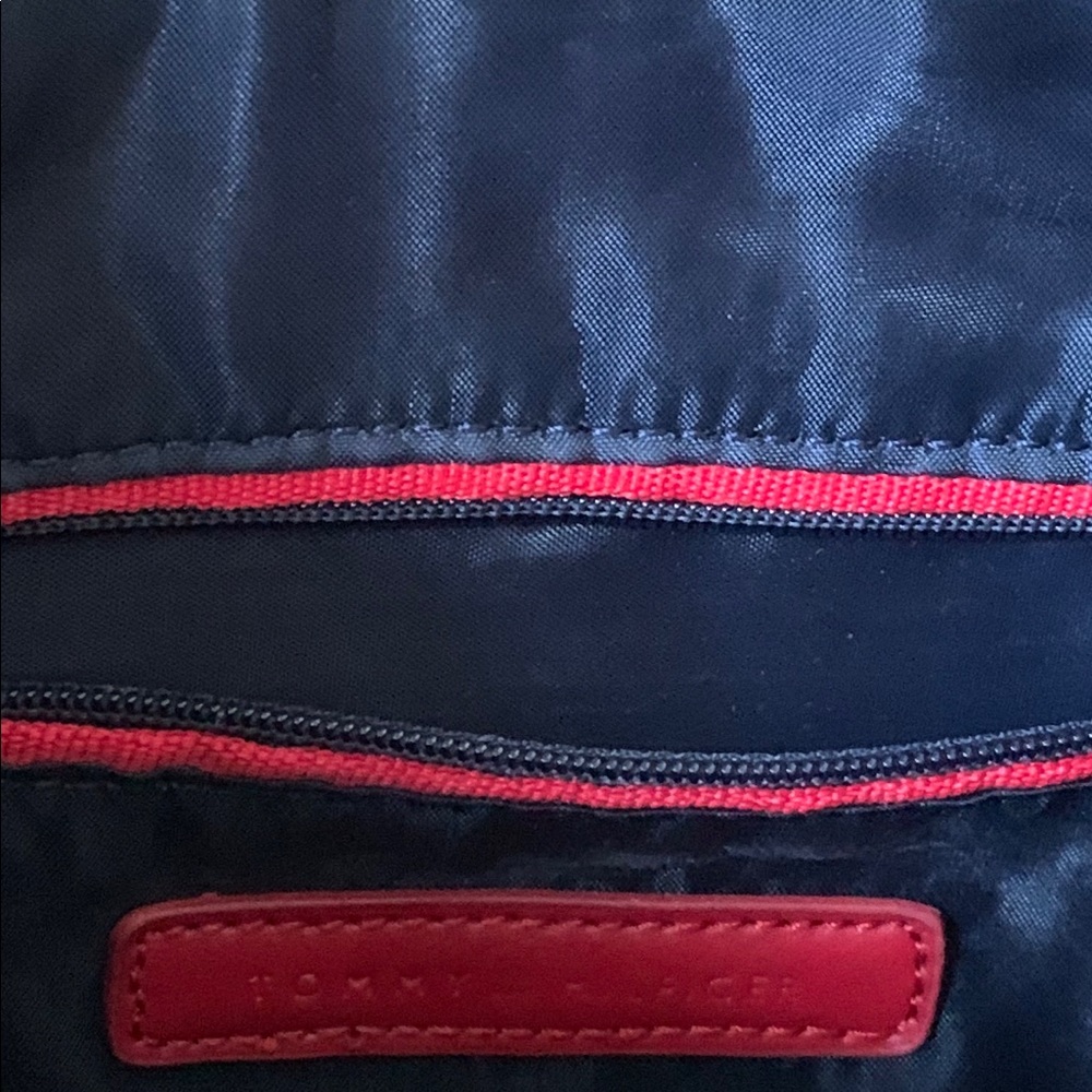 Tommy Hilfiger Purse - Picture 6 of 6